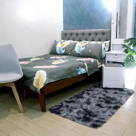 Cozy Pad In Cubao Apartment